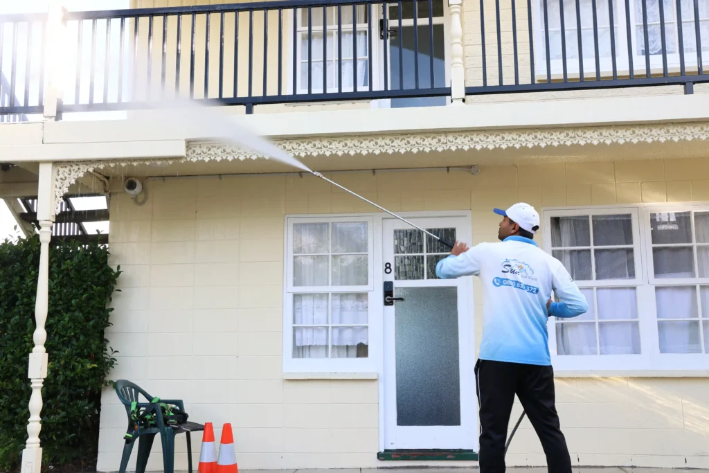 DECK & FENCE CLEANING-02