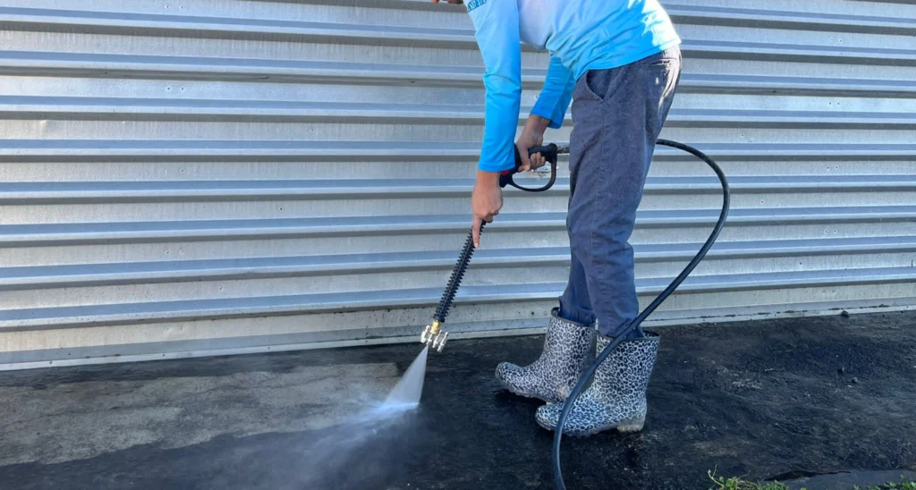 WATER BLASTING